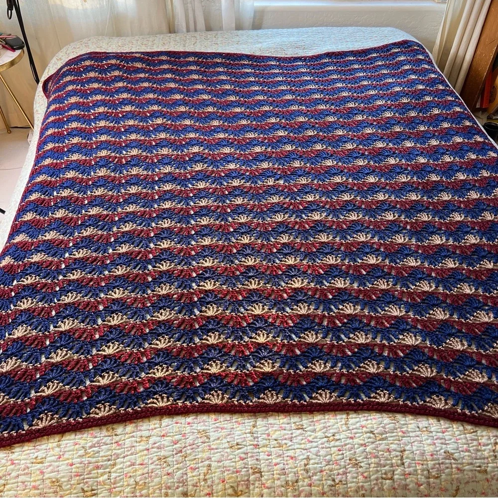 Vintage handmade loose open knit tan red blue throw blanket